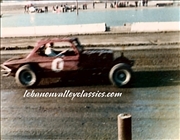 Dale Weeks 0